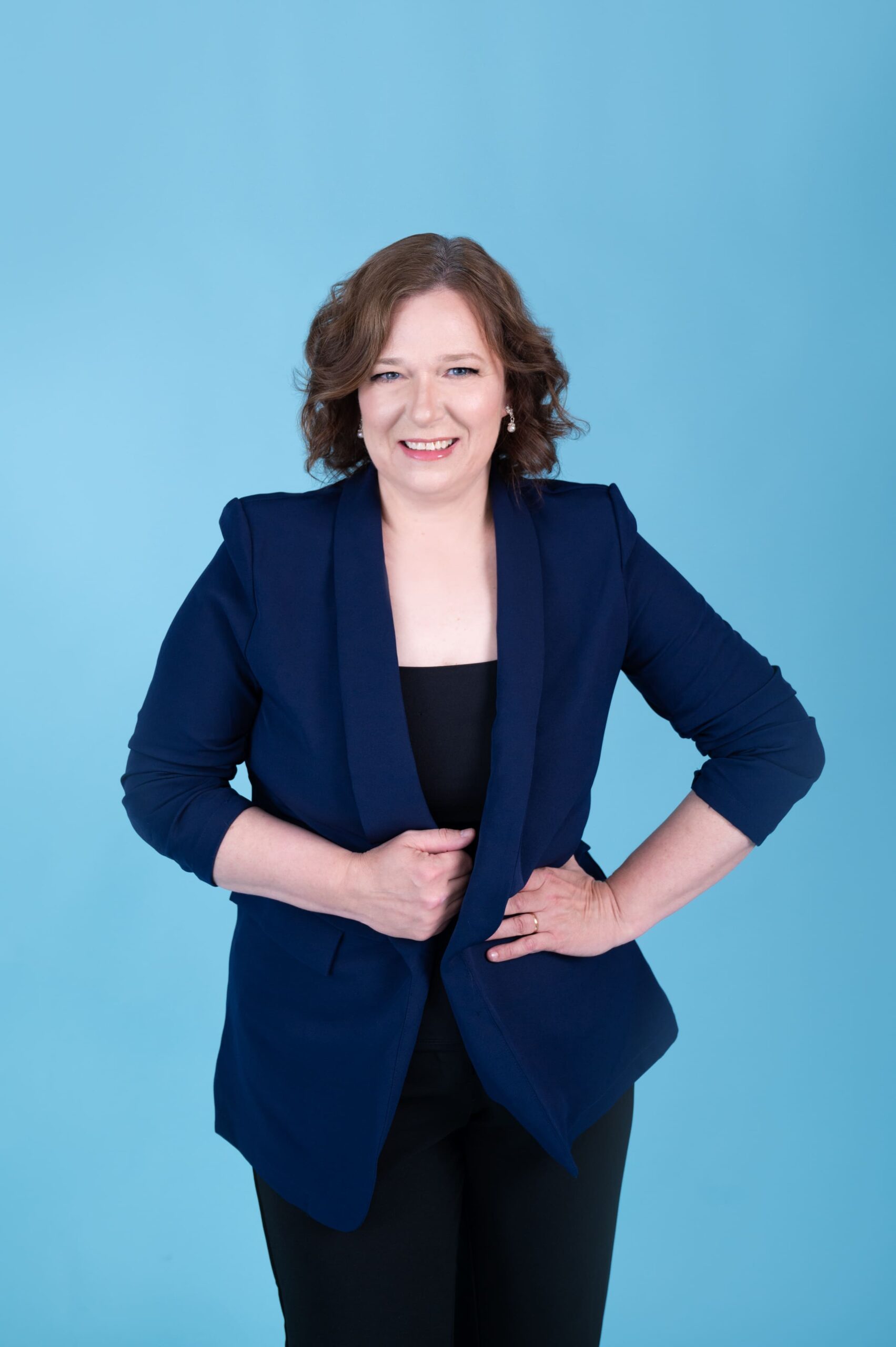 calgary headshots photographer by studio belle_caroline latona 55
